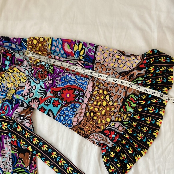 BETSY JOHNSON | Boho 🌸 multicolor Angel Wing Bell Sleeve Mini Dress size 8 - Picture 13 of 14